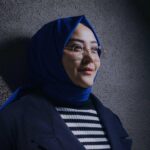 Abide Abbas Nesrin, Reporter