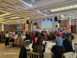 ئۈچ ئەپەندى ھەققىدە يېغىن-ئ‍ستانبۇل