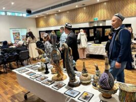 Awstraliyede «toghraq rohi» resim körgezmisi ghelibilik ayaqlashti